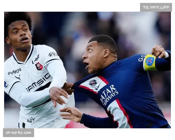 格巴明踩踏逃过红牌,梅斯防线失误频发难阻败局 格巴明踩踏逃过红牌,梅斯防线失误频发难阻败局